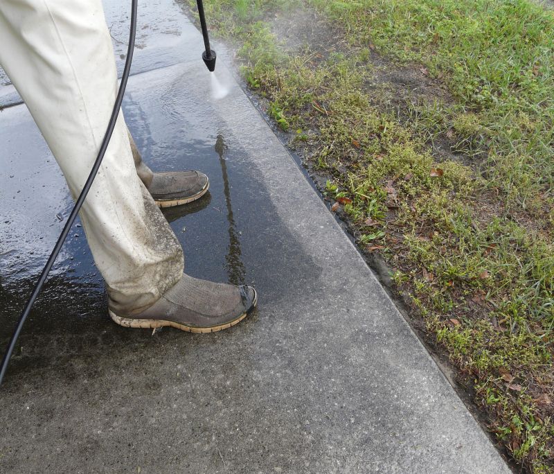 Sidewalk and Walkway Cleaning